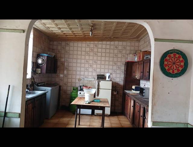 3 BEDROOM HOUSE FOR SALE IN MONDEOR